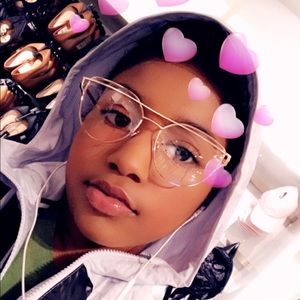 Meet your Posher, Kiera